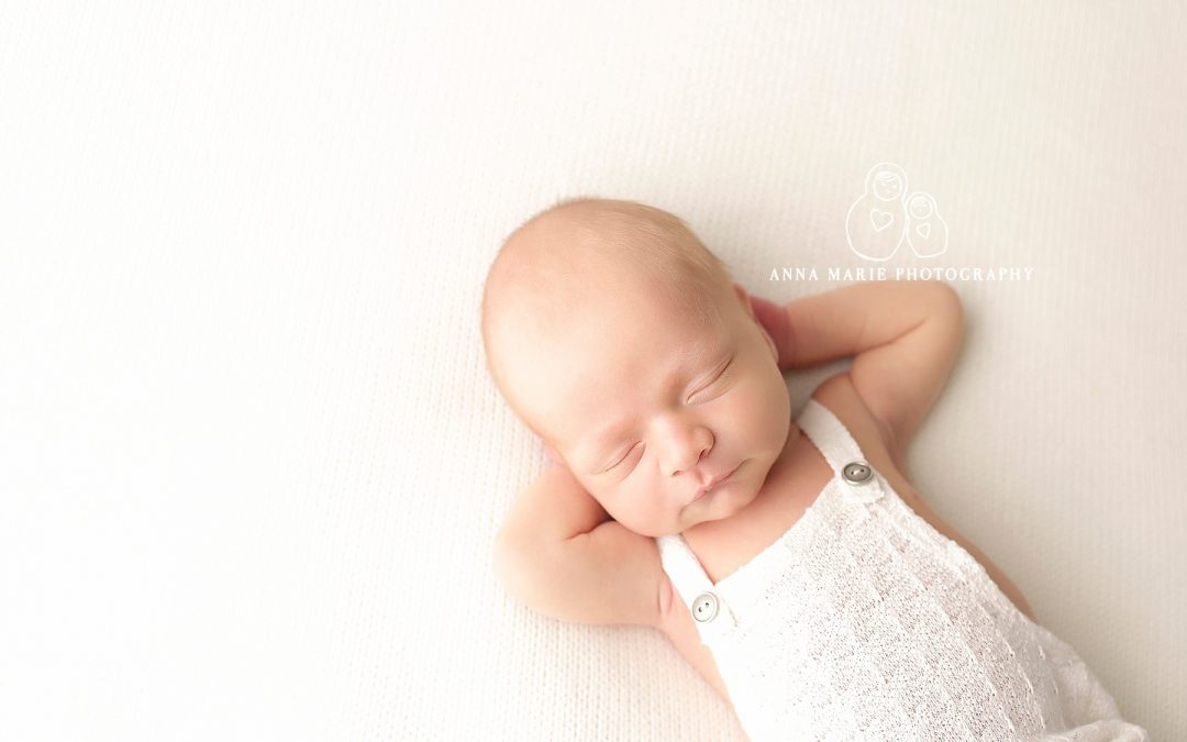 Lee’s Summit Newborn Photographers | Simple Newborn Session