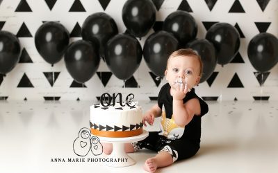 Kansas City Cake Smash Photographers | Unique One Year Sessions
