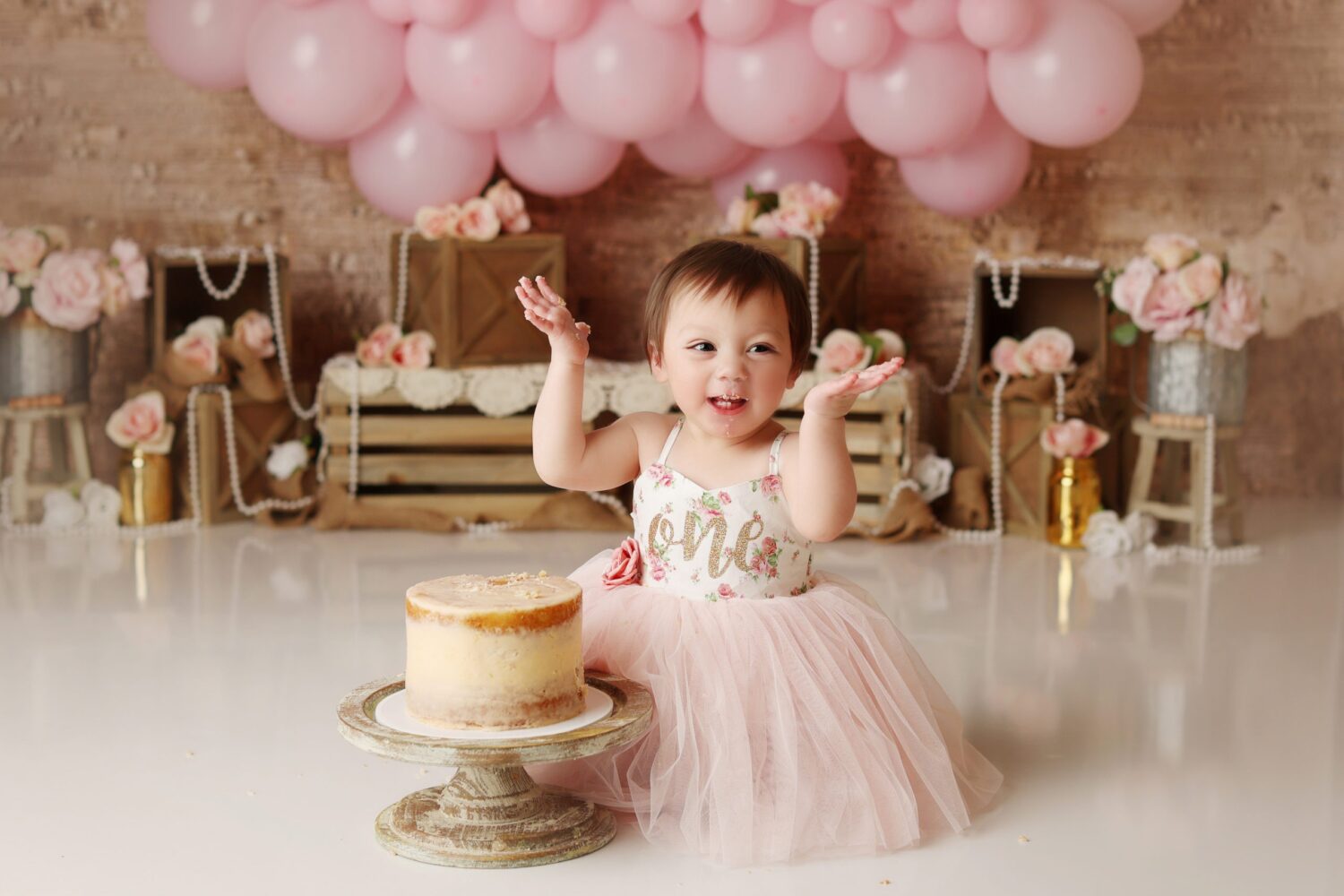 cake smash photographer near me, Kansas City cake smash photos, cake smash photography Olathe, Overland Park cake smash pictures