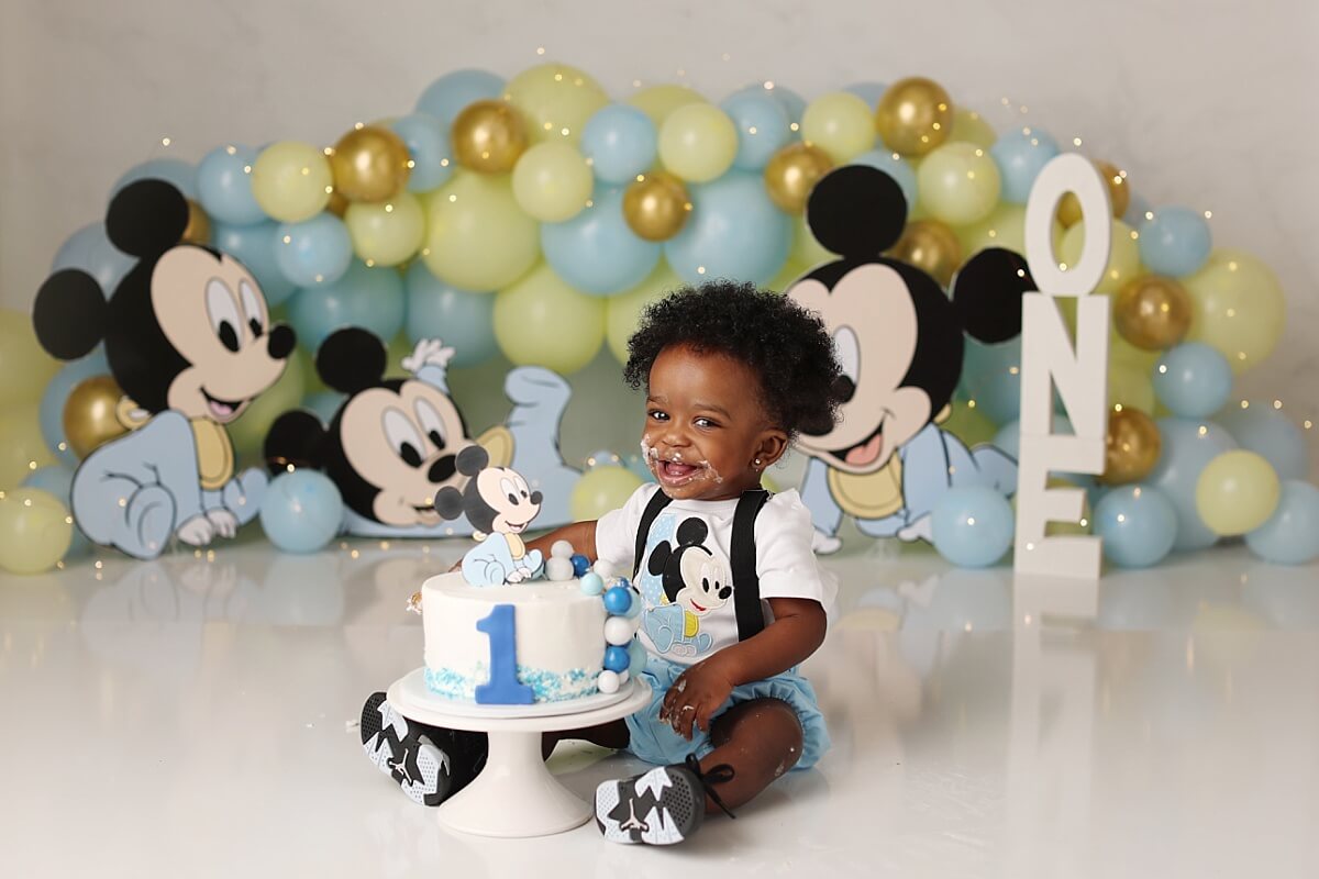 Blue Springs Cake Smash Photos | Baby Mickey Smash