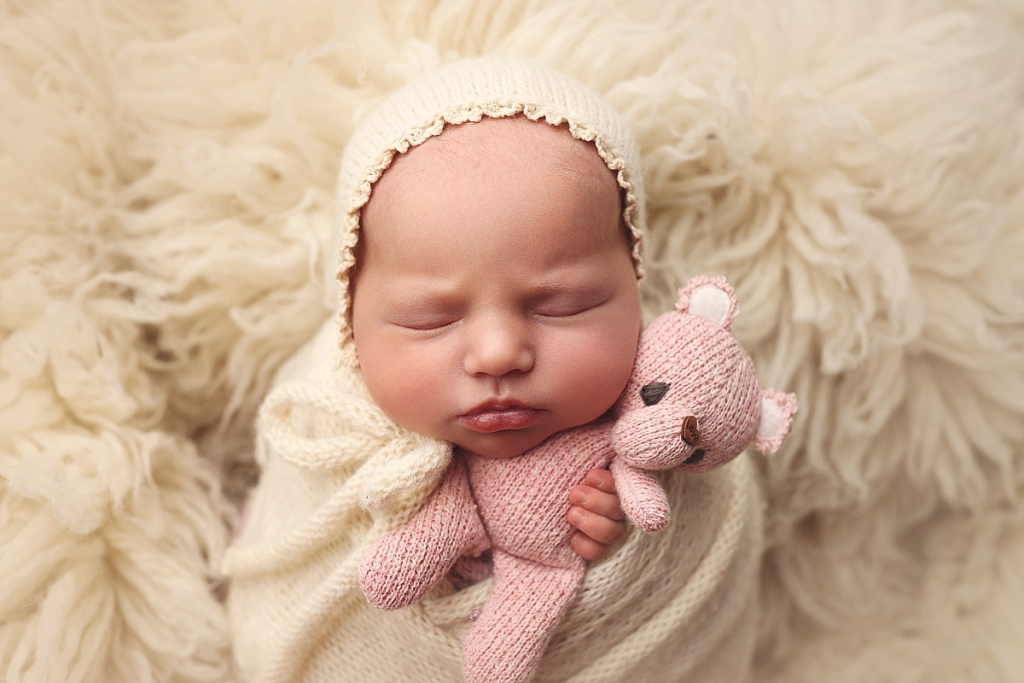 newborn portraits Overland Park, newborn photoshoot Kansas City, Blue Springs newborn photography