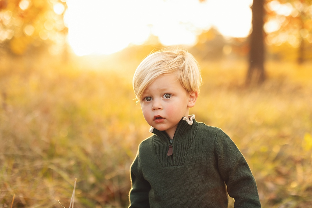 best KC family photographer, professional family photos, family portraits near me Overland Park