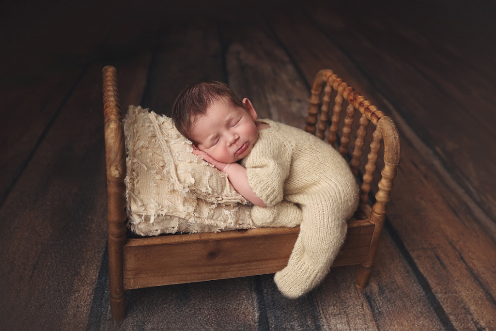 KC newborn photographer, Overland Park newborn portraits, baby photography Kansas City, Blue Springs MO newborn photographer