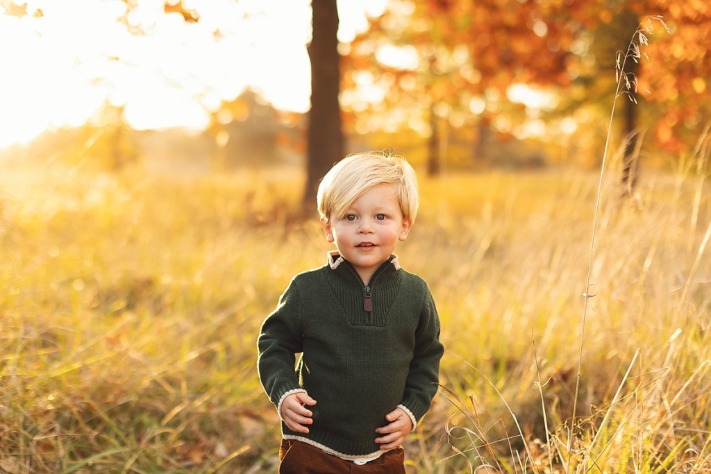best KC family photographer, professional family photos, family portraits near me Overland Park