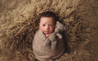 When is the best age to take Newborn Photos | Newborn Photography Kansas City