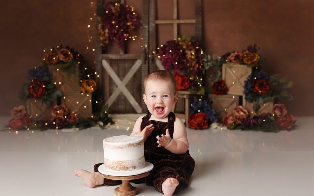 🎂 Best Cake Smash Sessions in Kansas City | Sweet, Stress-Free, and Timeless