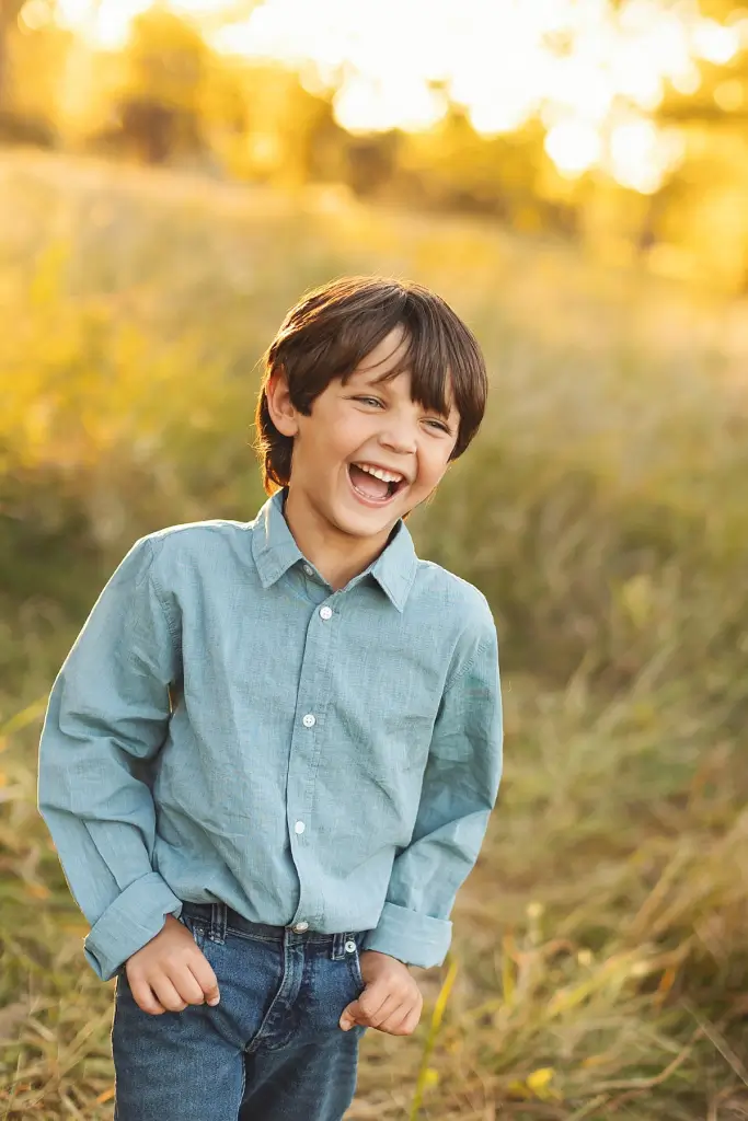 Kansas City family photographer, family portraits near me, KC family photography