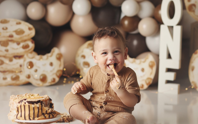 🎂 Why Parents Trust Anna Marie Photography as the Best Cake Smash Photographer in Kansas City