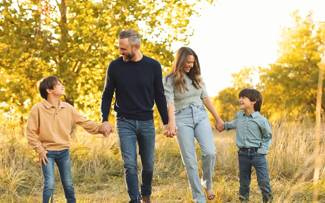 How to Prepare Kids for Your Fall Family Photography Session in Kansas City